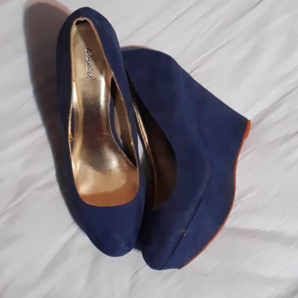 Shoes - Picture 2 of 2